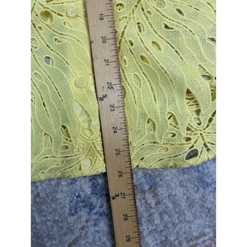 Draper's & Damon's Yellow Lace Eyelet Blouse Button Up Shirt Sz S Floral Leaf - Picture 6 of 7
